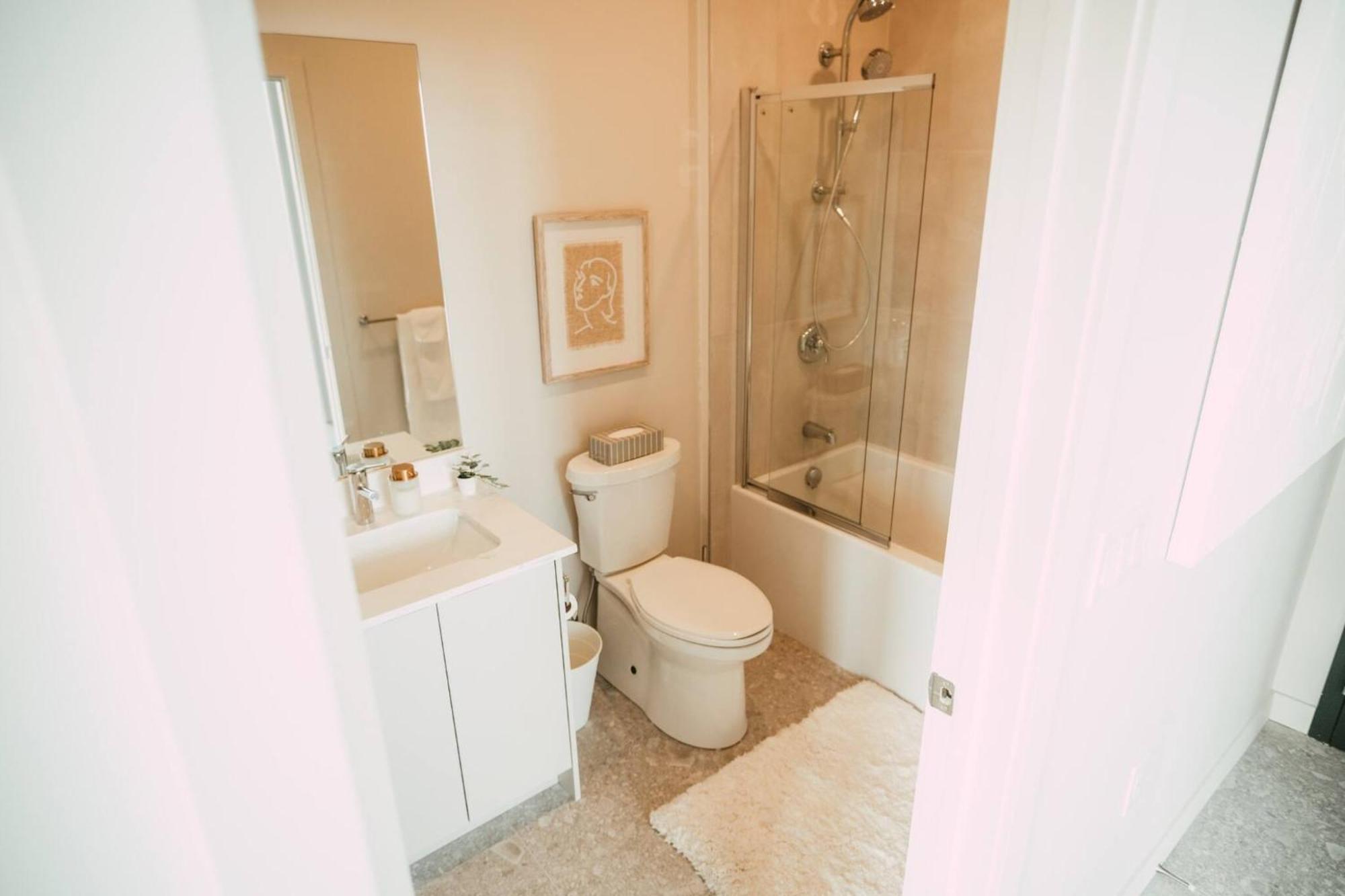 New - Luxury 2Br Penthouse Apt In Central Halifax Extérieur photo